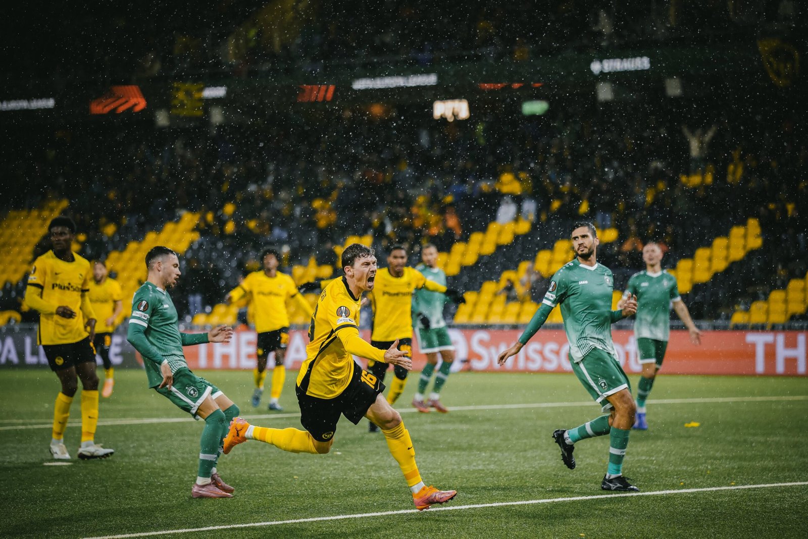 G3 h8jTX0AAeR2K scaled