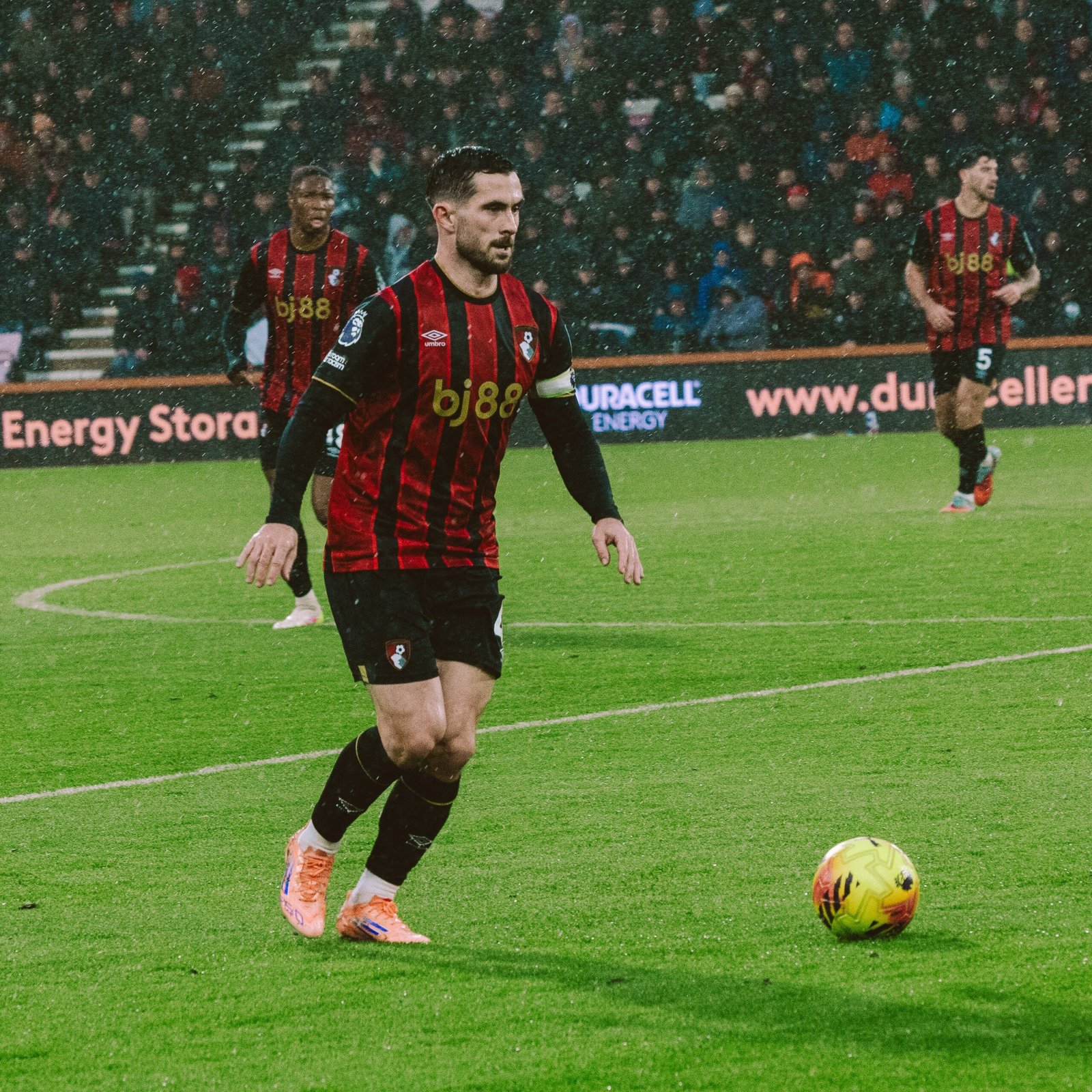 G6huD2KX0AA9kgY scaled